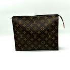 Louis Vuitton Trousse de Toilette 26
