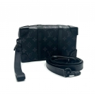 louis vuitton trunk