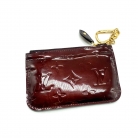 luis vuitton wallet charm