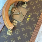 bisten louis vuitton