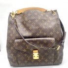 Metis Hobo di Louis Vuitton