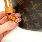 Neverfull Louis Vuitton con iniciales AD