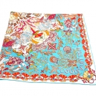 Foulard in seta Louis Vuitton.