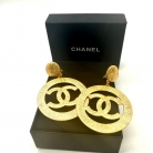 pendientes de Chanel