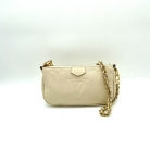 Pochette accesoire empreinte Louis Vuitton