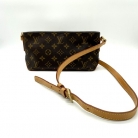 Pochette trotteur Louis Vuitton