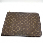 Louis Vuitton monogram folio holder