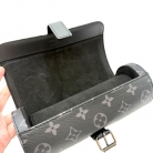 porta relojes Louis Vuitton para 3 unidades