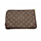pouch Louis Vuitton