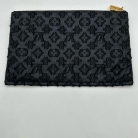 pouch Louis Vuitton