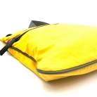 prada ajustable nylon amarillo