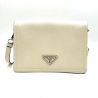 Prada bandolera en piel saffiano