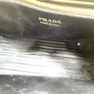 Prada biblioteque