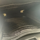 Prada Brique