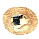 prada gorro