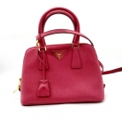 Prada promeade