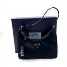 Prada re-edition 2005 zip