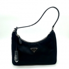 Prada re-edition 2005 zip