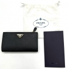 prada wallet