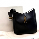 Saint Laurent Le 5 a 7