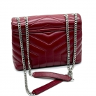 Saint Laurent modelo Lou