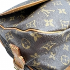saumur monogram louis vuitton