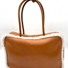 shopper Beau Miu Miu realizzata in morbida pelle di agnello marrone con finiture in lana