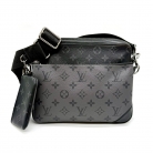 trio messenger louis vuitton