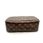 Troiletry 25 Louis Vuitton