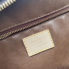 Troiletry 25 Louis Vuitton