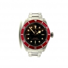 TUDOR Heritage Black Bay 41mm con lunetta bordeaux e bracciale in acciaio