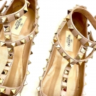 Valentino Garavani Rockstud