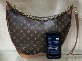 Come evitare di acquistare una borsa di lusso contraffatta